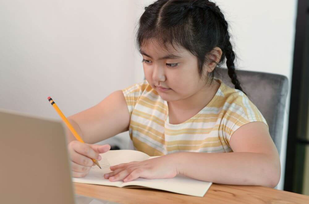 PSLE Listening Comprehension 2023 Complete Guide: Format,